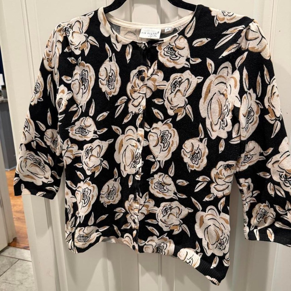 Floral cardigan- Kim Rogers